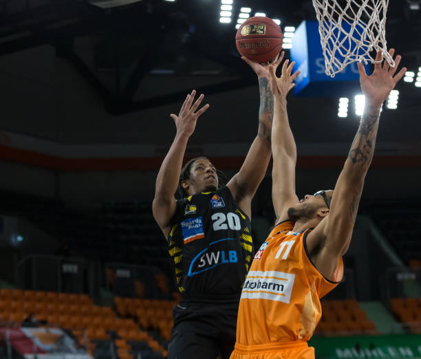 全不同的队 全不同的队