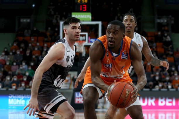 她们在半决 她们在半决